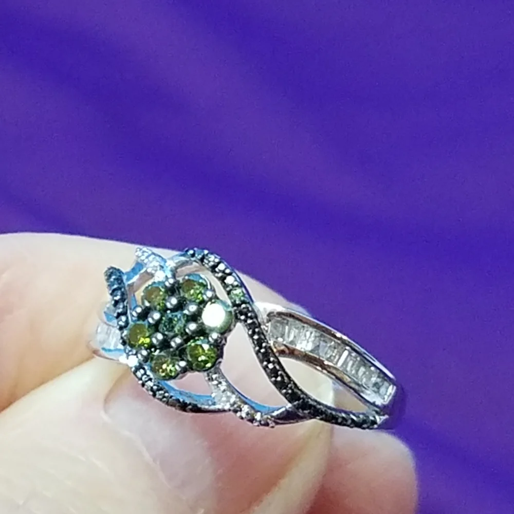 Diamond Rare Fancy Green Genuine Diamond  Ring